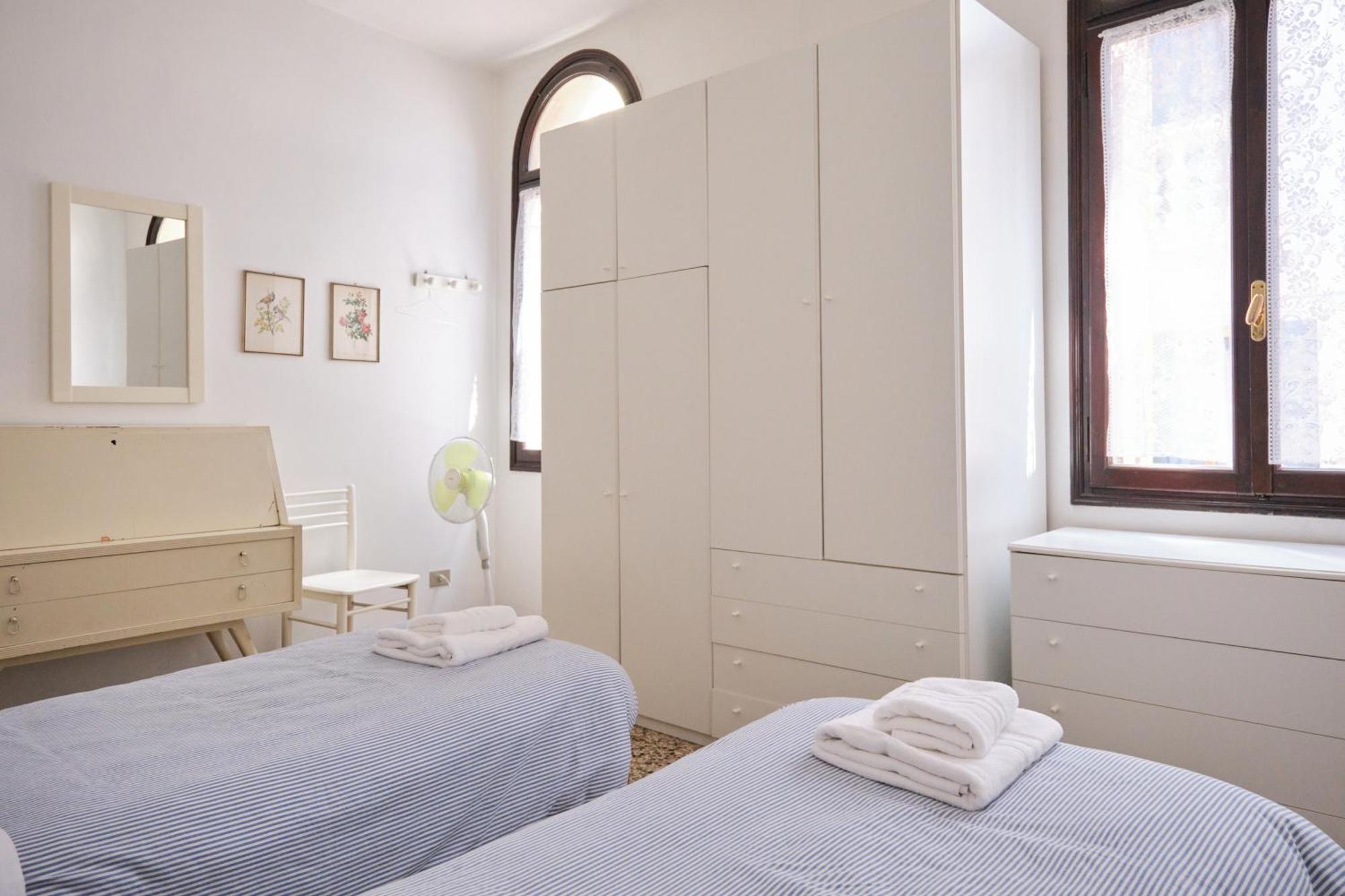 Lustraferi Apartment Venedig Exterior foto