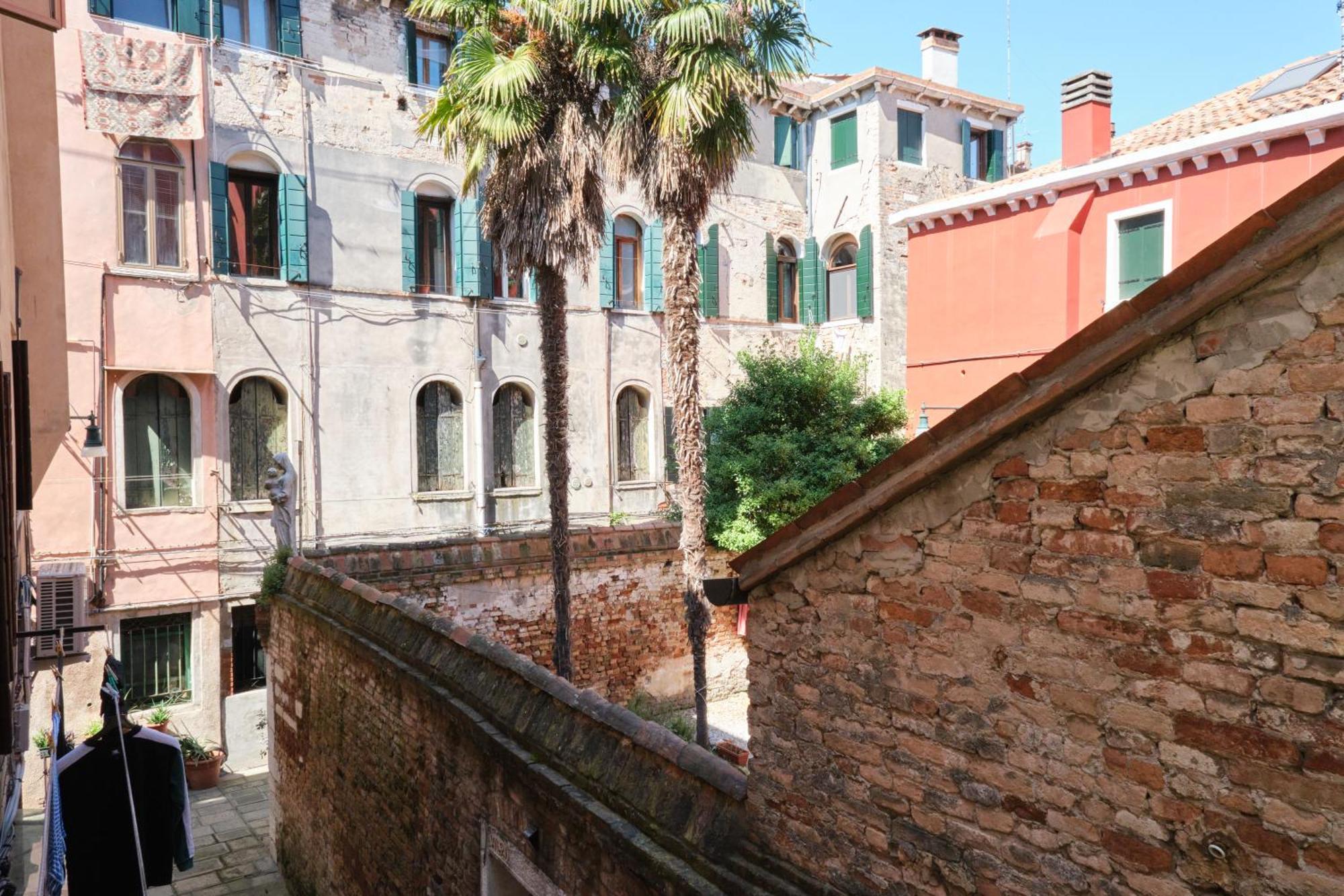 Lustraferi Apartment Venedig Exterior foto